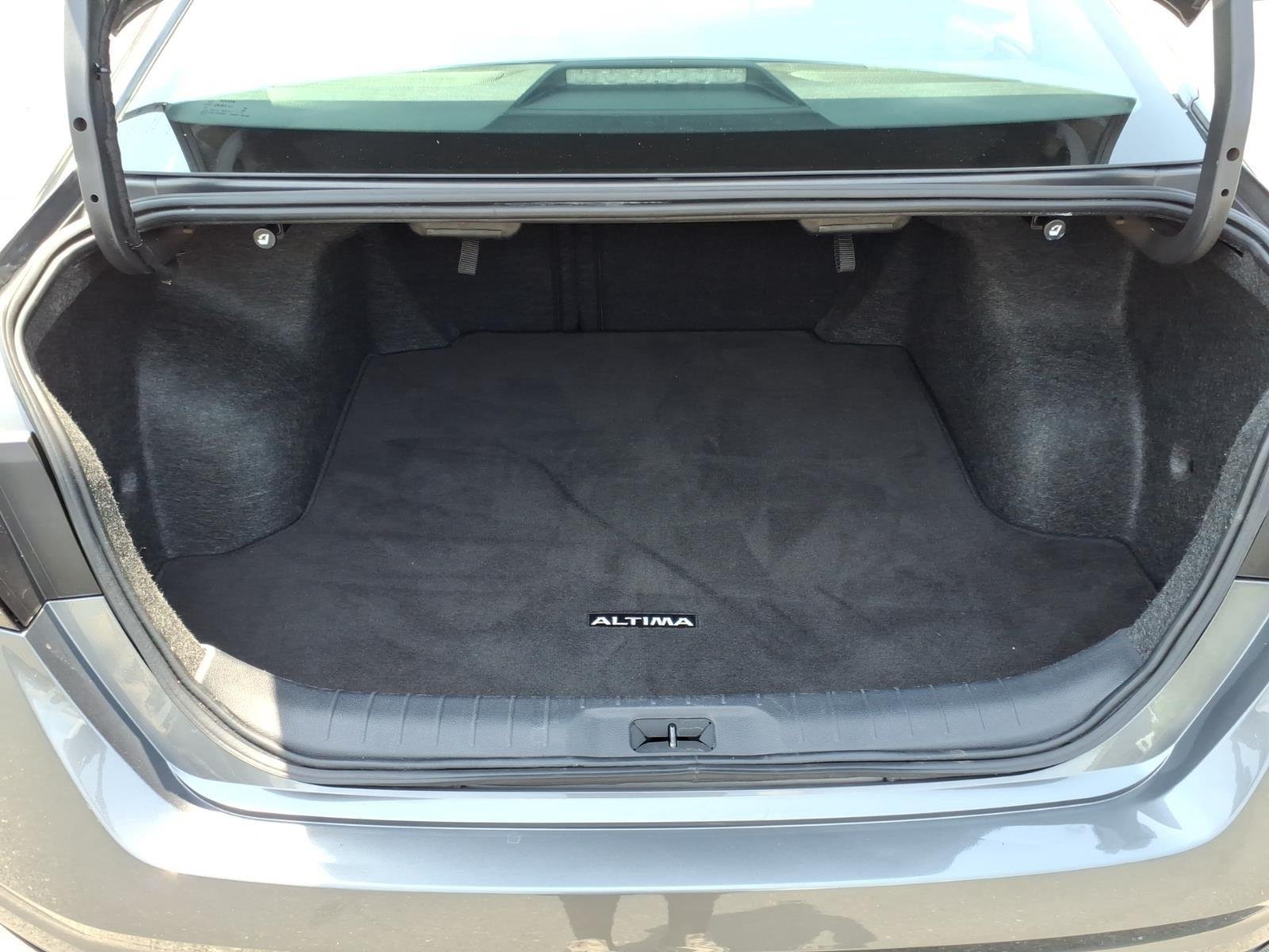 Used 2024 Gun Metallic Nissan 2.5 SV image 30