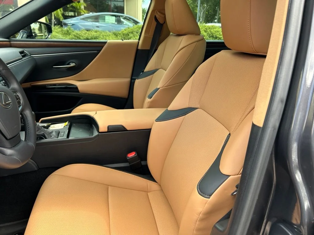 Certified Used 2025 Gray Lexus 350 image 14