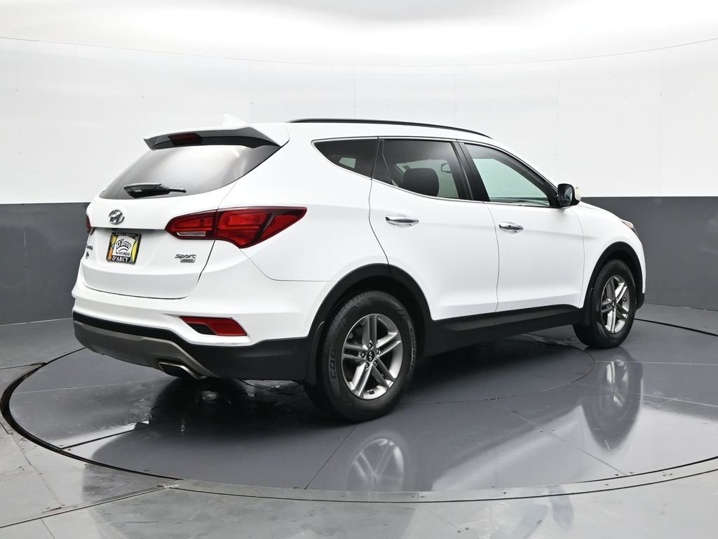 Used 2018 White Hyundai 2.4 Base image 5