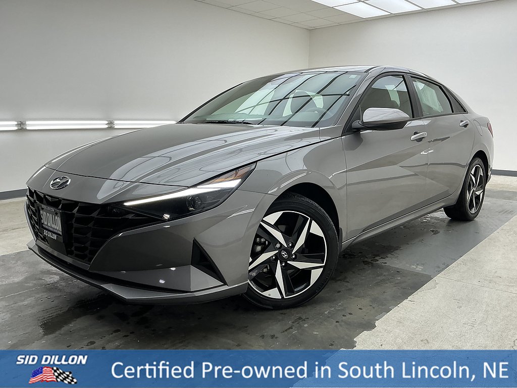 Used 2023 Fluid Metal Hyundai SEL image 1