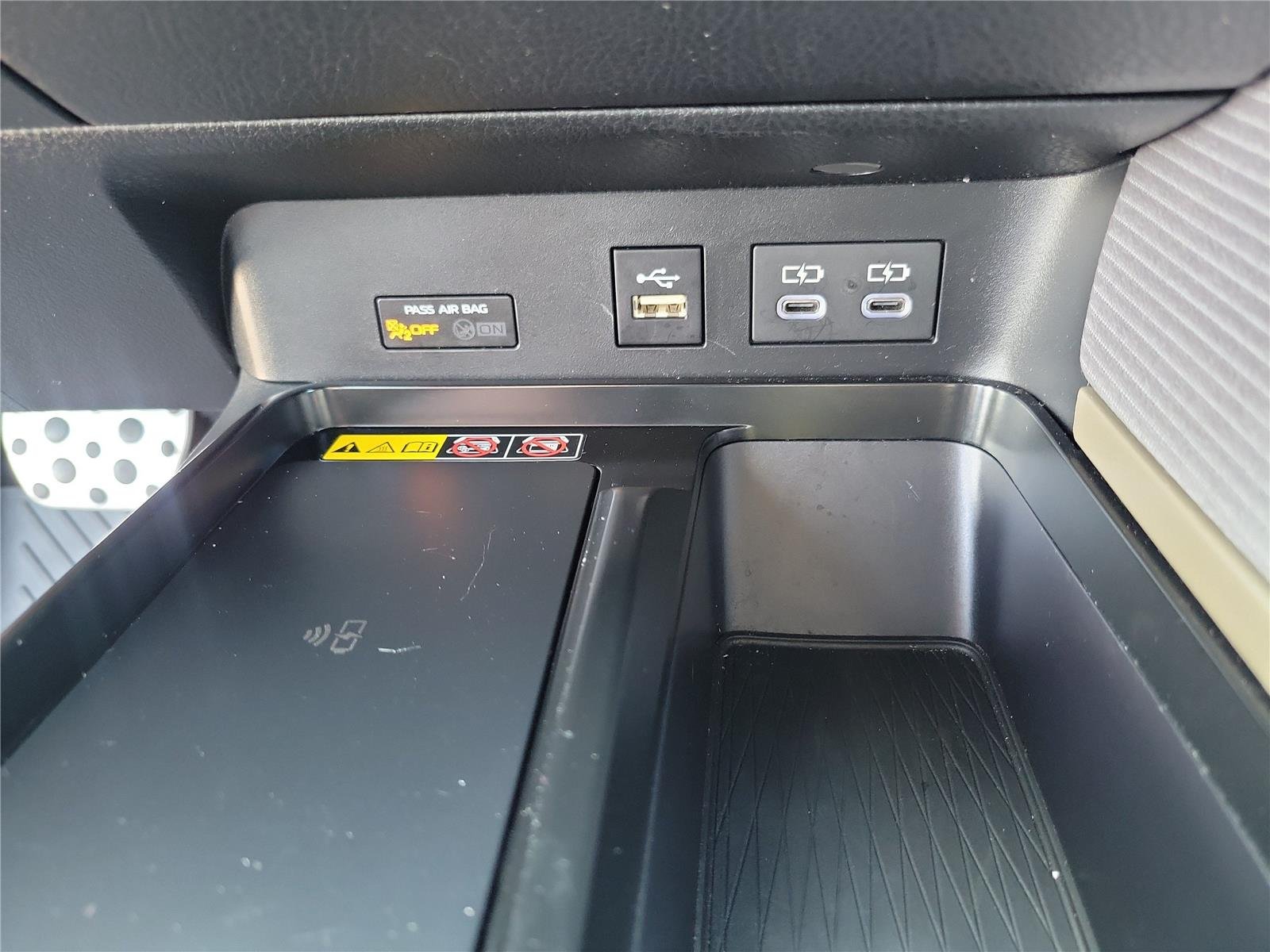 Used 2026 Underground TOYOTA SE image 31