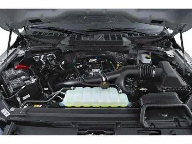 New 2026 Agate Black Ford XLT image 9
