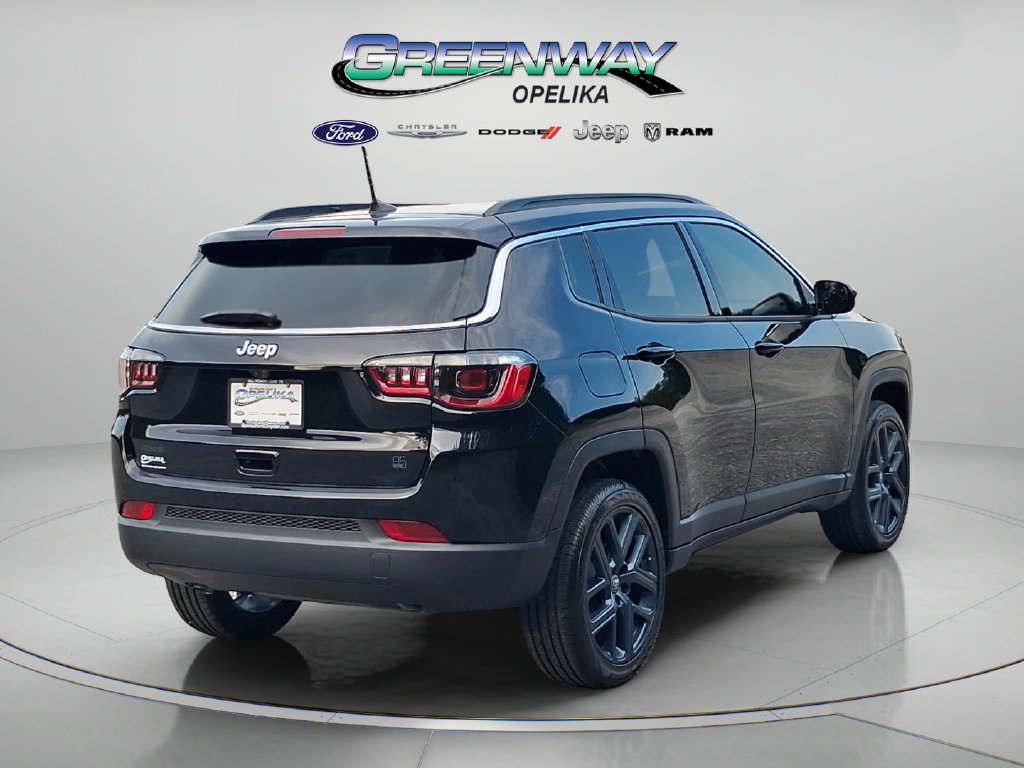 New 2026 Black Jeep Latitude image 3