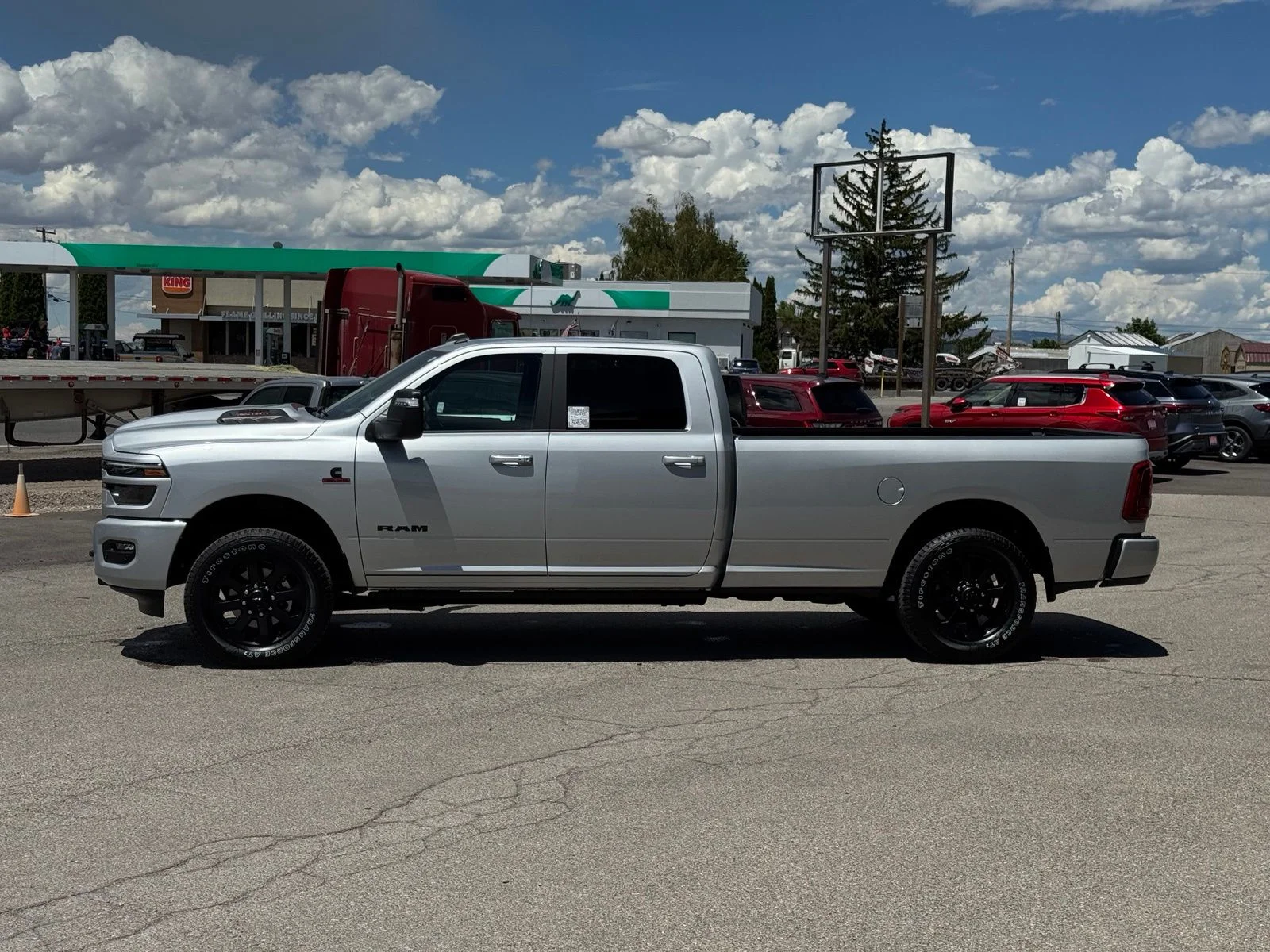 New 2026 Silver-Zynith Exterior Paint RAM Laramie image 12