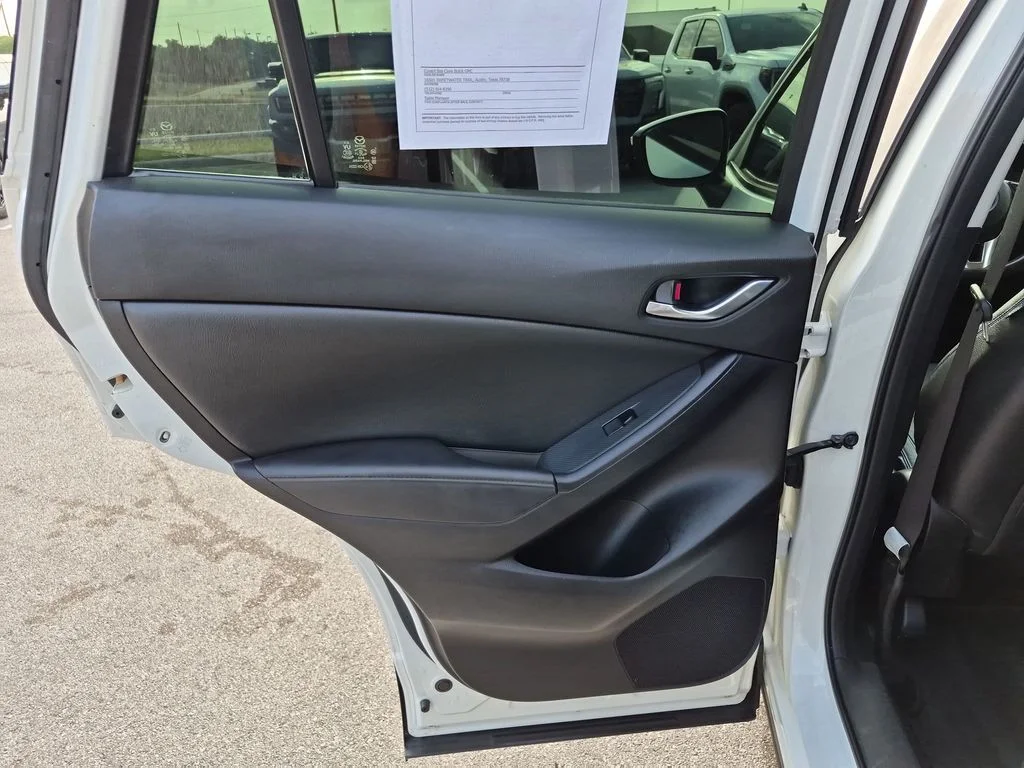 Used 2016 White Mazda Sport image 31