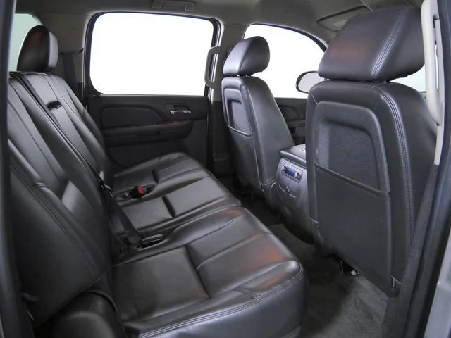 Used 2013 Silver Chevrolet LT image 15