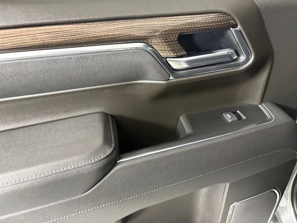 New 2026 Sterling Gray Metallic Chevrolet LT image 36
