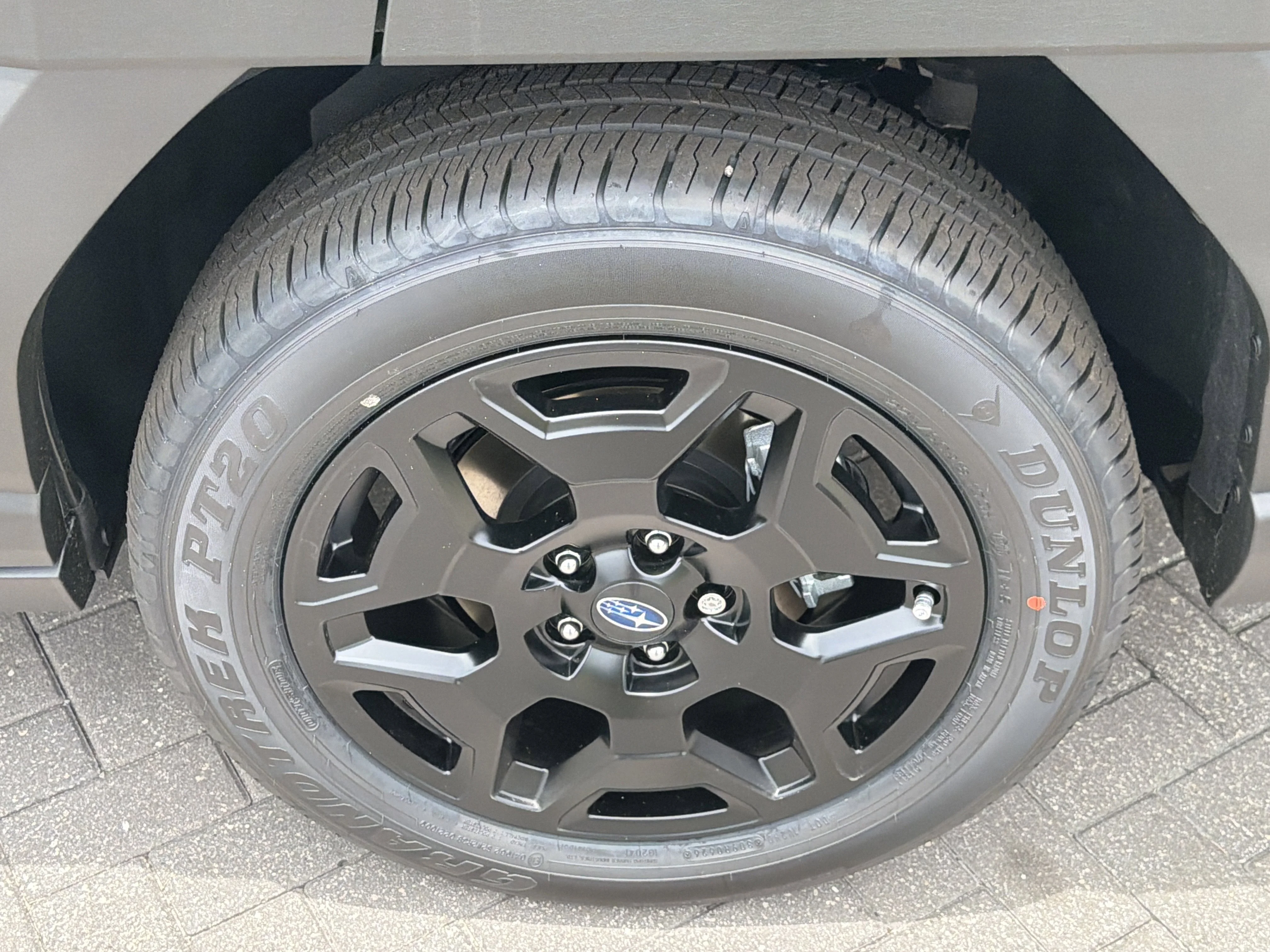 New 2026 RIVER ROCK PEARL Subaru Limited image 32