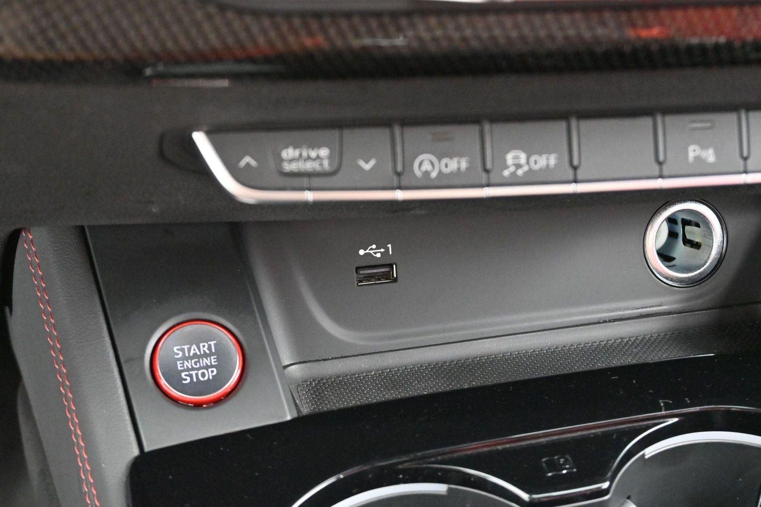 Used 2024 Daytona Gray Pearl Effect Audi Premium Plus image 22