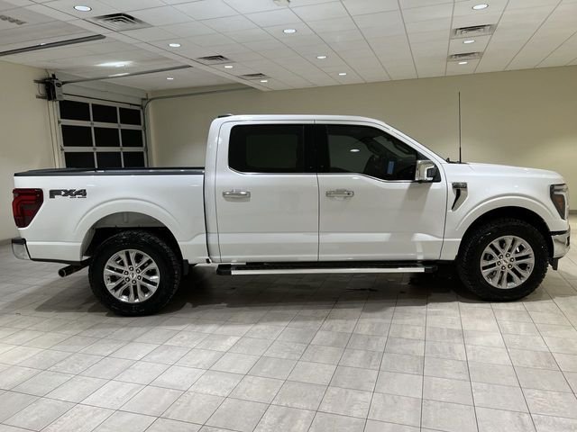 Used 2024 White Ford Lariat image 6