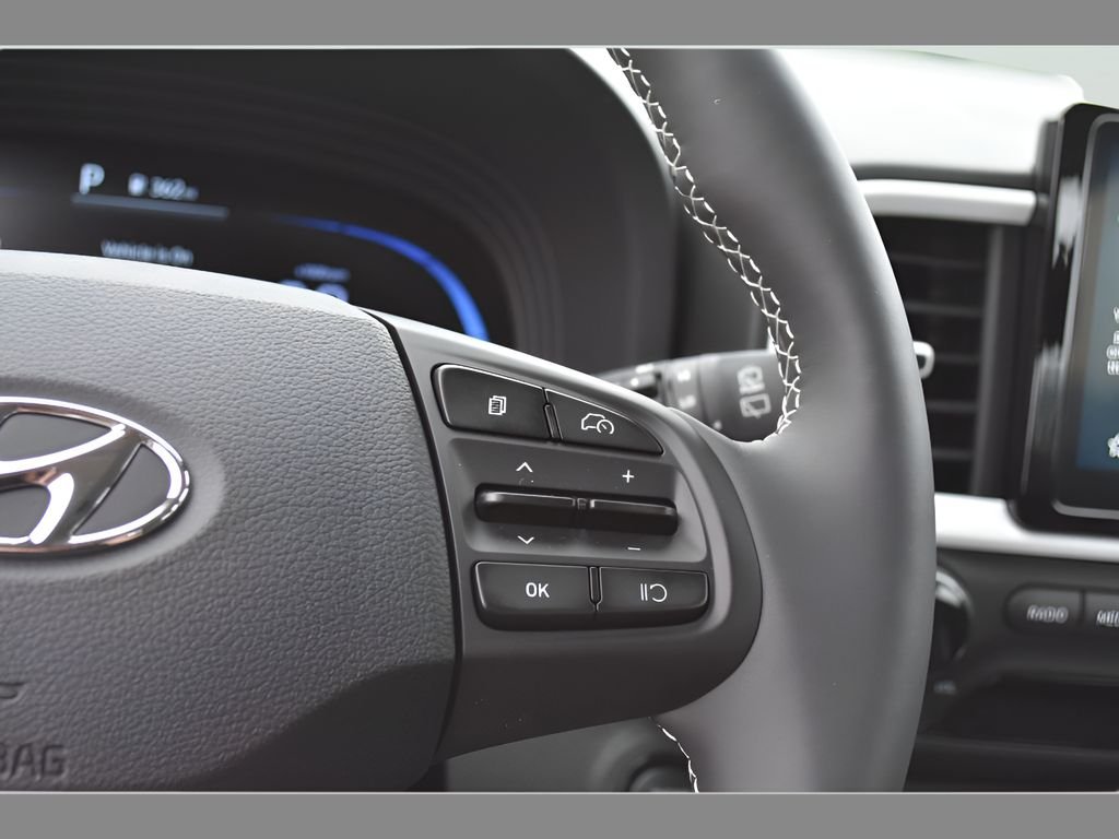 2025 Hyundai Venue Limited - Photo 20