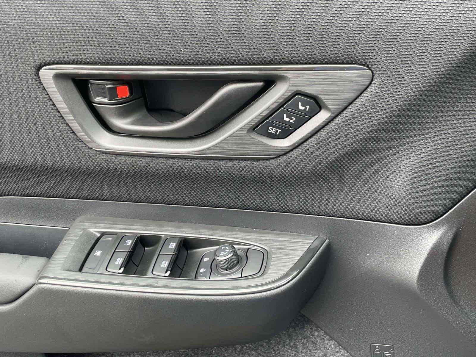 2026 Subaru Outback Limited - Photo 34