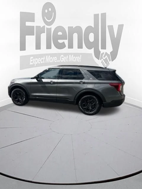 Used 2023 Gray Metallic Ford Timberline image 9