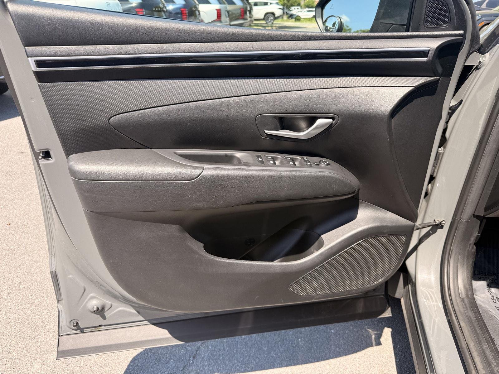 2024 Hyundai Santa Cruz SE - Photo 12