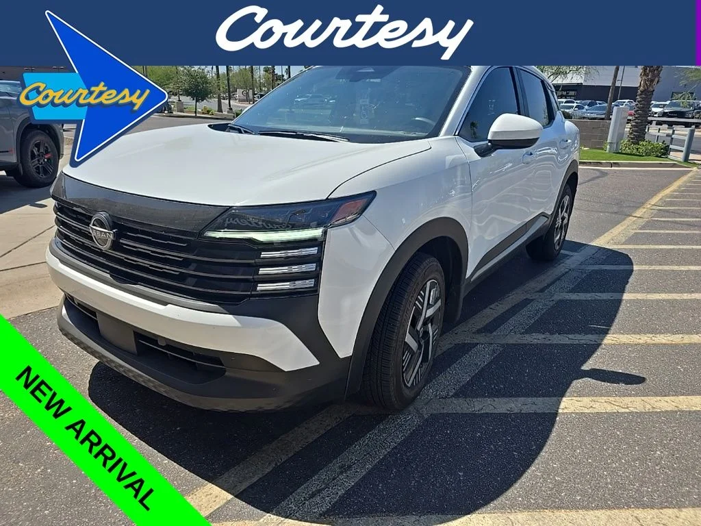 Used 2025 White Nissan SV image 1