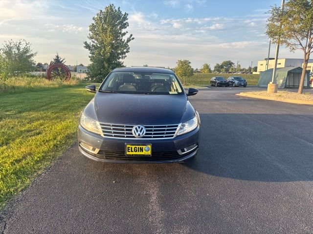 Used 2013  Volkswagen 2.0T Sport Plus image 2