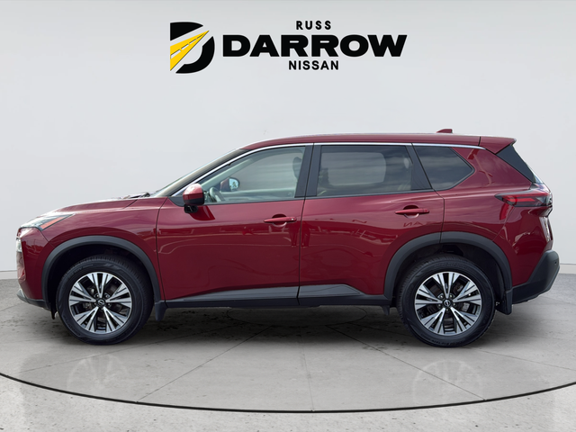 Used 2023 Red Nissan SV image 2