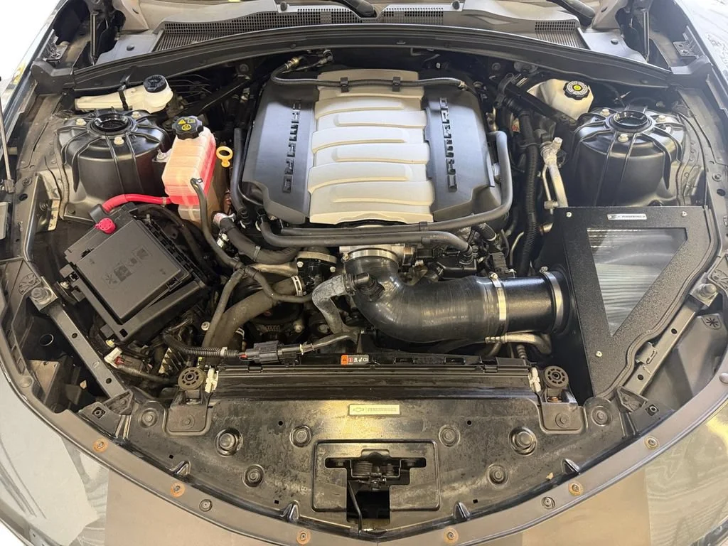 Used 2018 NIGHTFALL GRAY METALLIC Chevrolet 2SS image 15