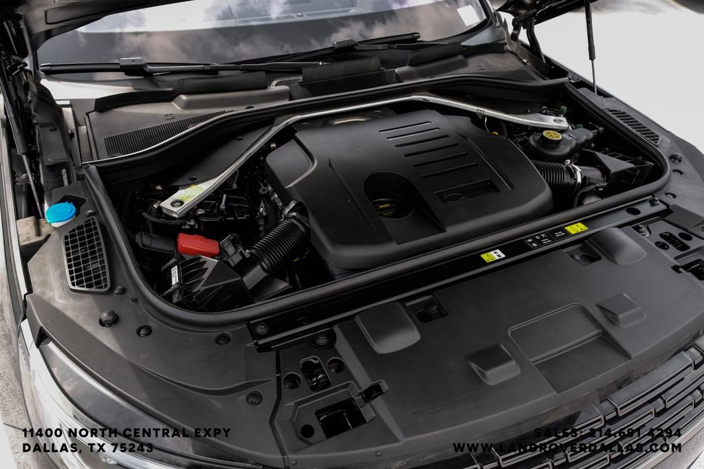 Used 2023 Black Land Rover SE image 53