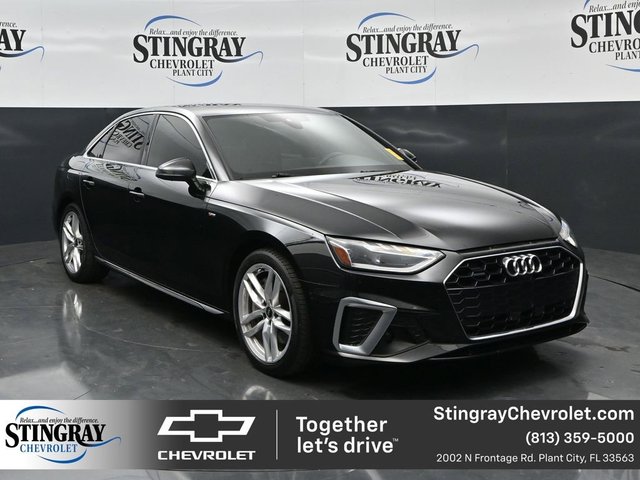 2023 Audi A4 Premium Plus 45 TFSI S line quattro S tronic