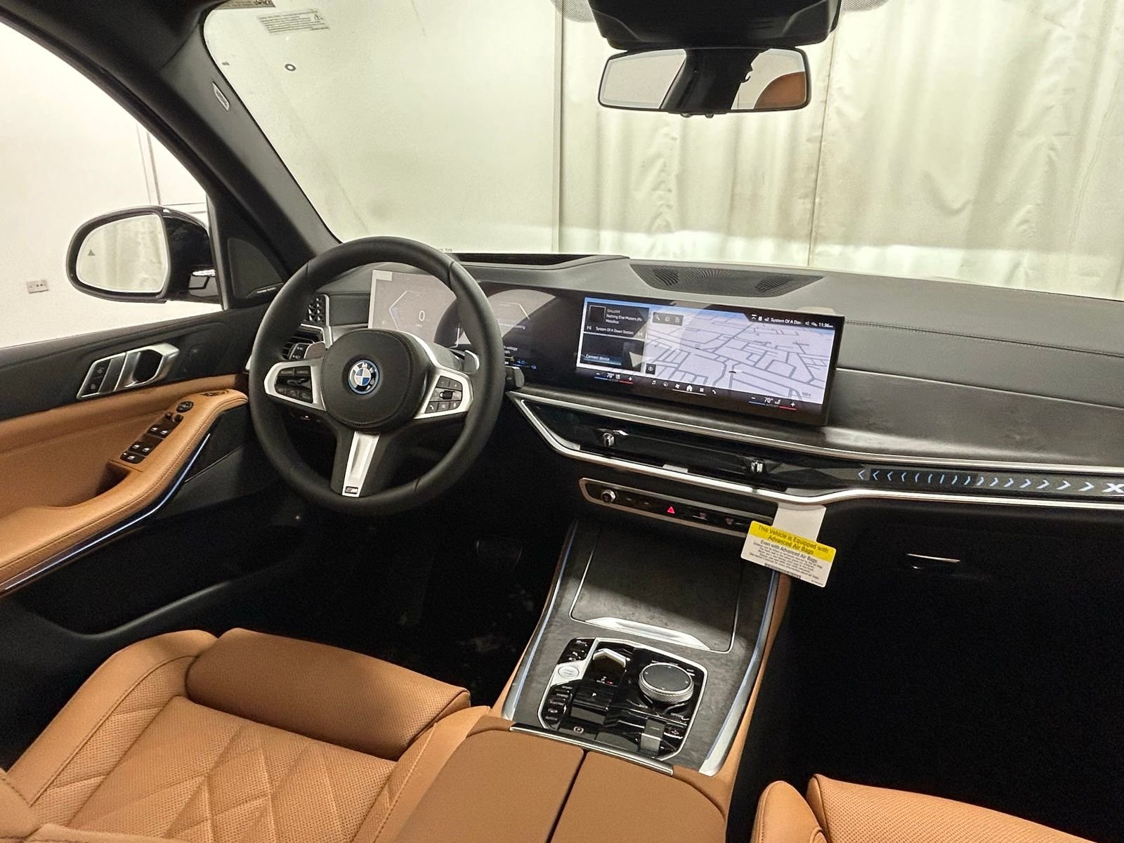 New 2026 Carbon Black Metallic BMW xDrive50e image 15