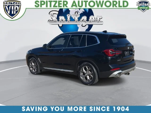 Used 2022 Black BMW xDrive30i image 7