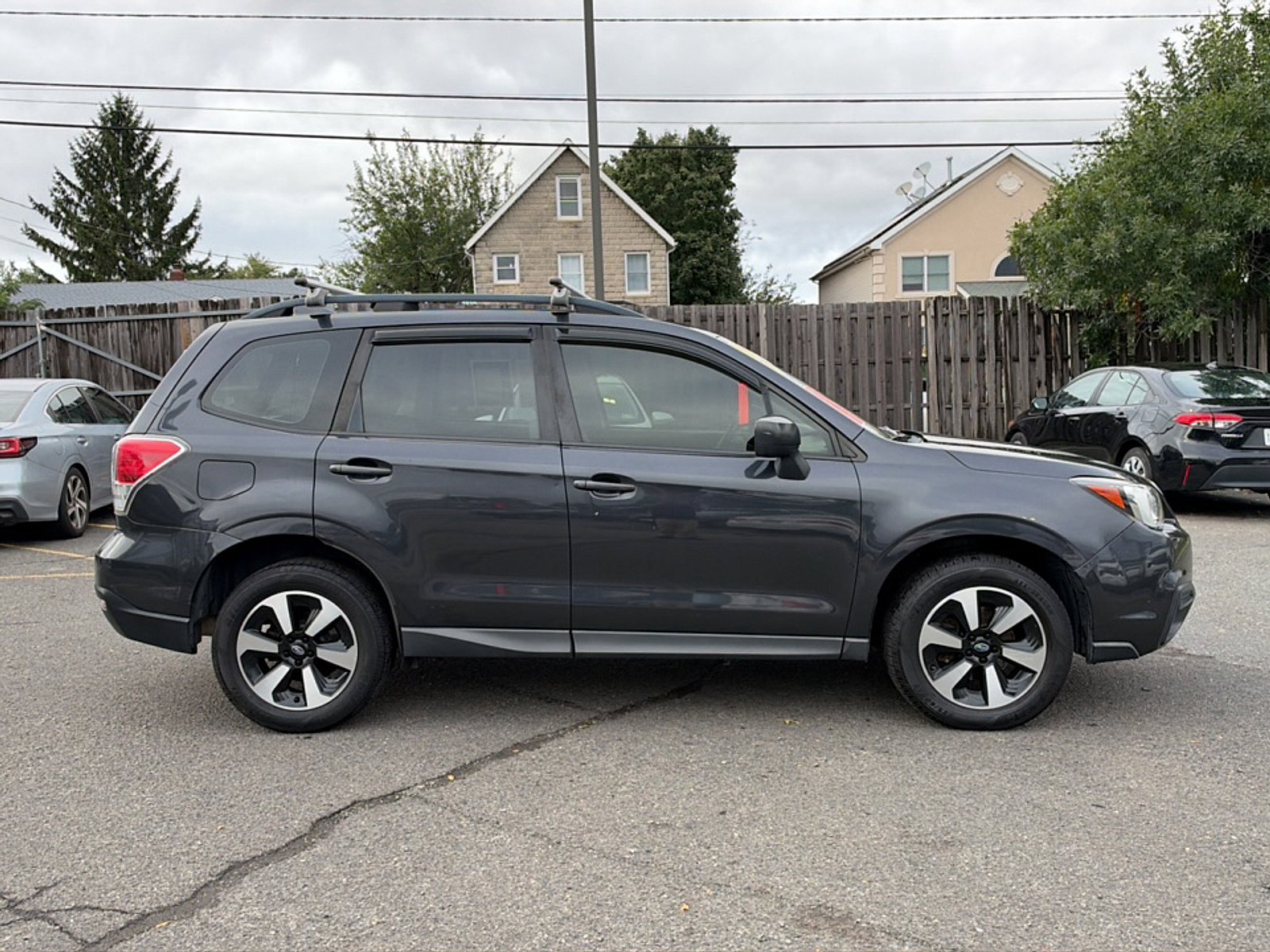 Used 2018 Dark Gray Metallic Subaru 2.5i image 10