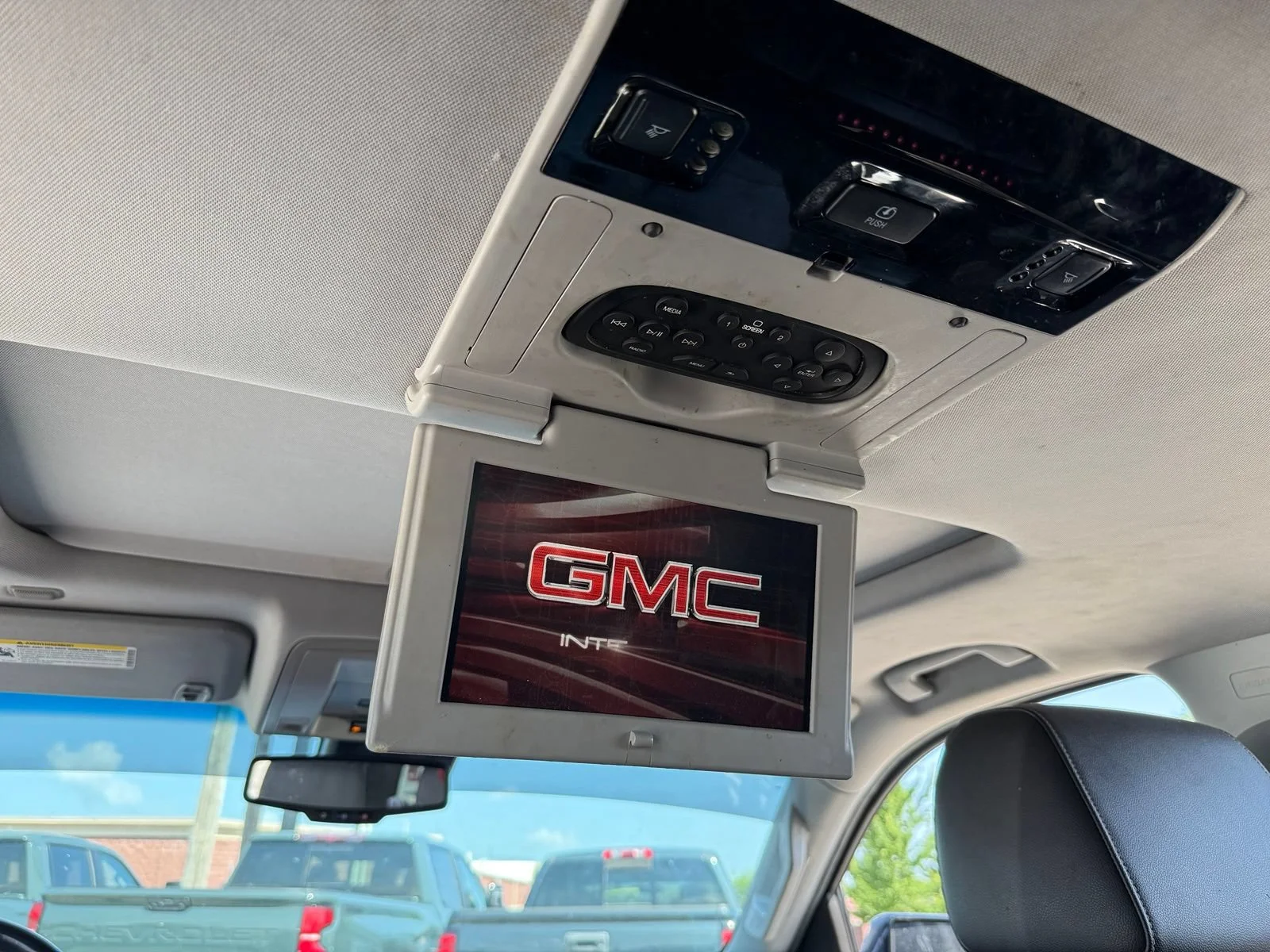 Used 2015 IRIDIUM METALLIC GMC SLT image 5