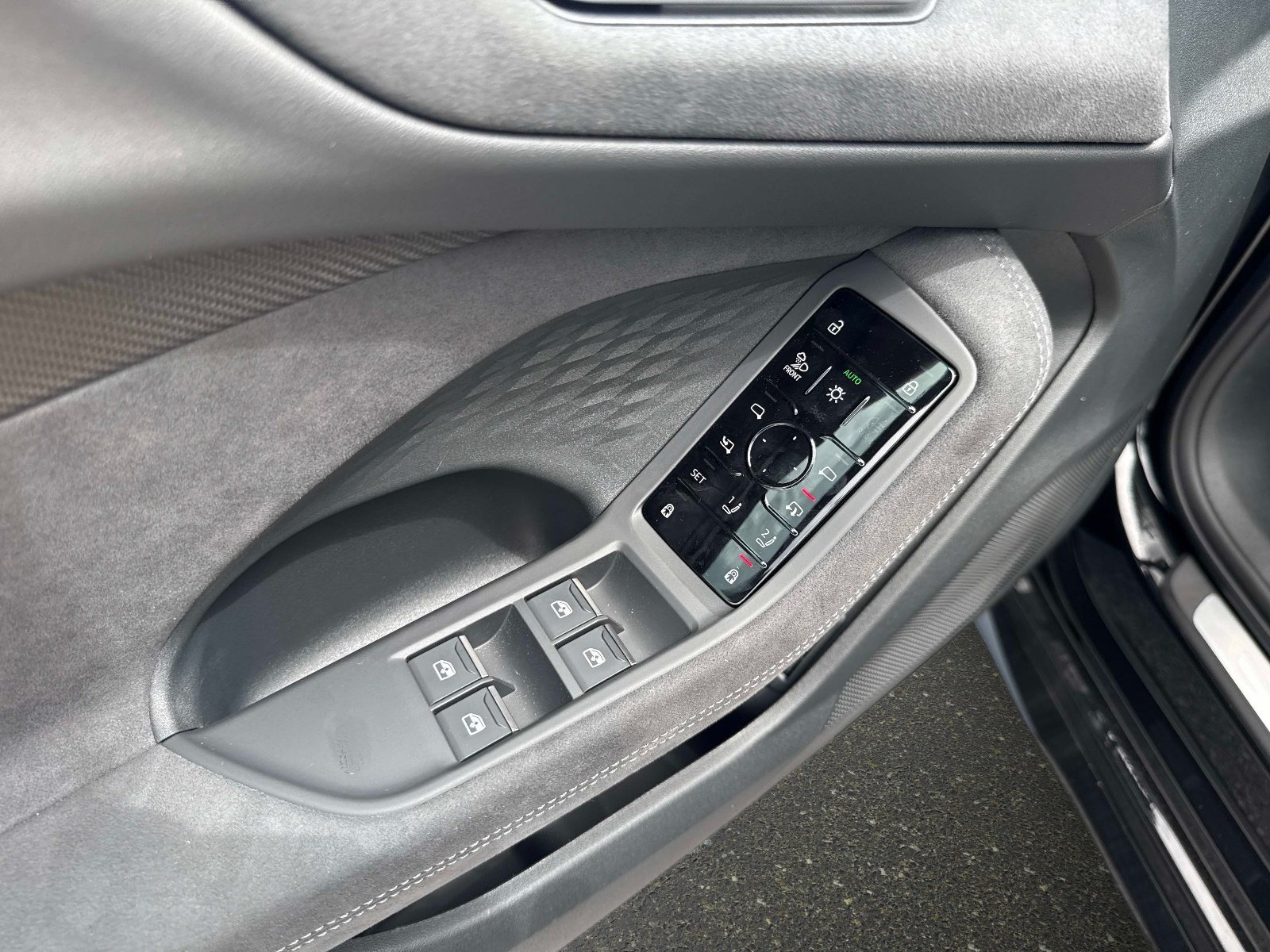 New 2026 Mythos Black Metallic Audi Premium Plus image 17