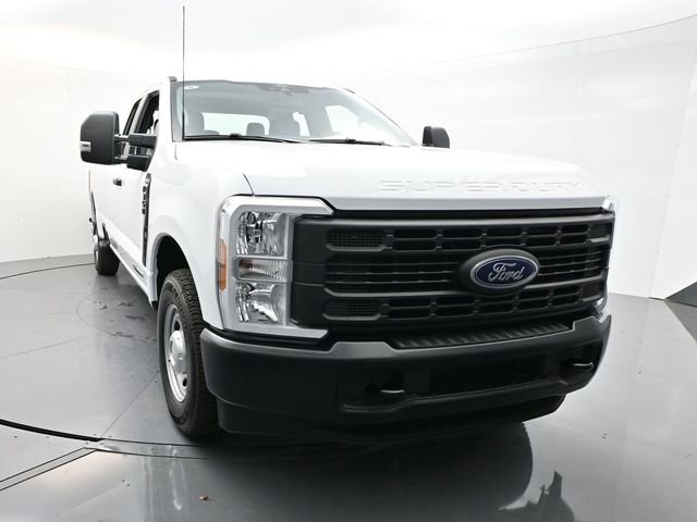 New 2026 Oxford White Ford F-350® XL image 1