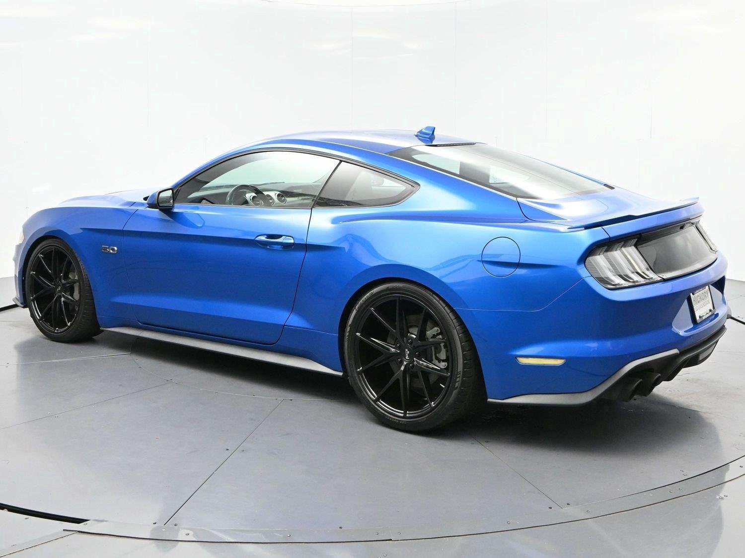 Used 2021 Velocity Blue Ford GT image 5