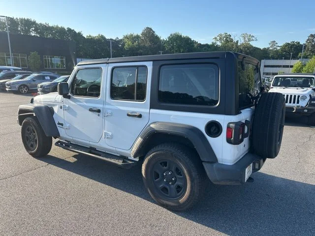 Used 2022 White Jeep Unlimited Sport image 5