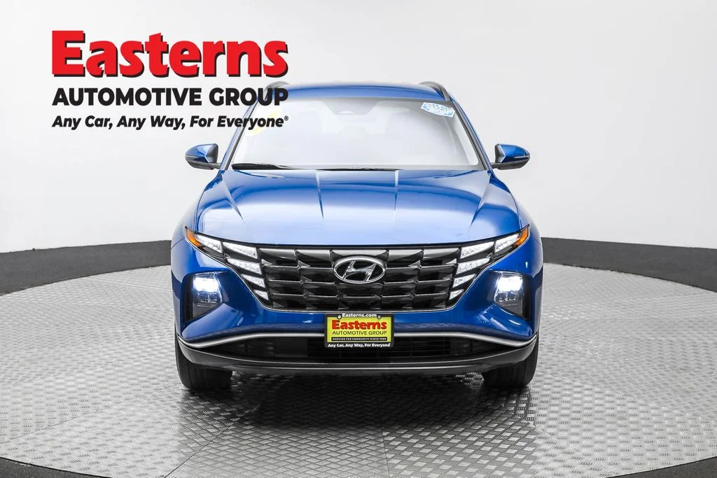 Used 2022 Blue Hyundai SEL image 2