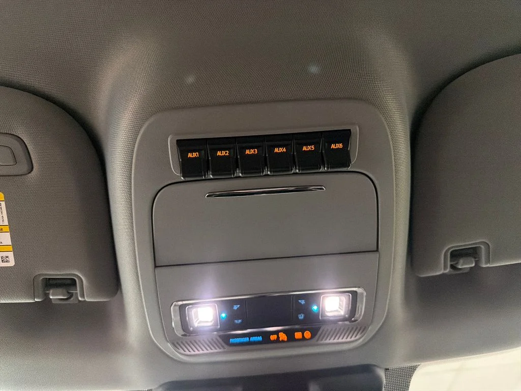 New 2026 Marsh Gray Ford F-350® Lariat® image 15