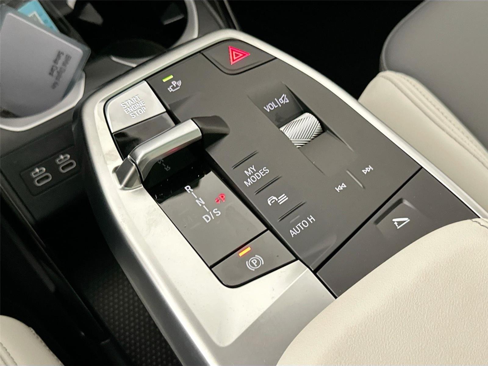 New 2026 Black Sapphire Metallic BMW xDrive28i image 18