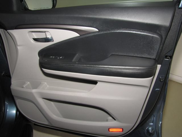 Certified Used 2022 Steel Sapphire Metallic Honda EX-L image 23