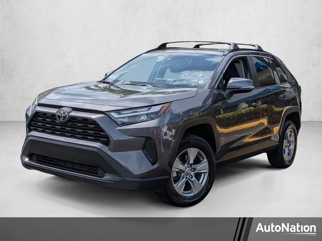 2023 Toyota RAV4 XLE