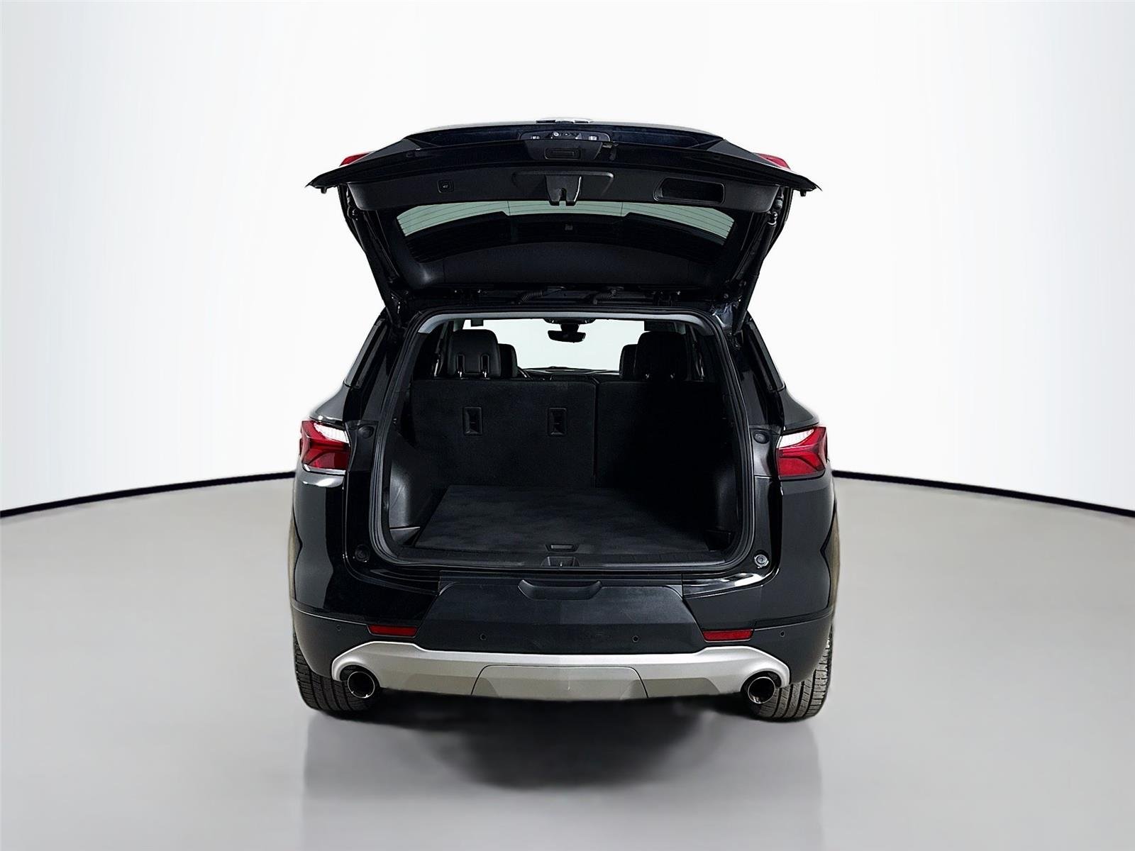 Used 2019 BLACK Chevrolet 4DR AWD LT image 29