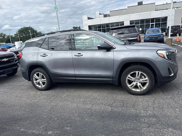 Used 2019 SATIN STEEL METALLIC GMC SLE image 4