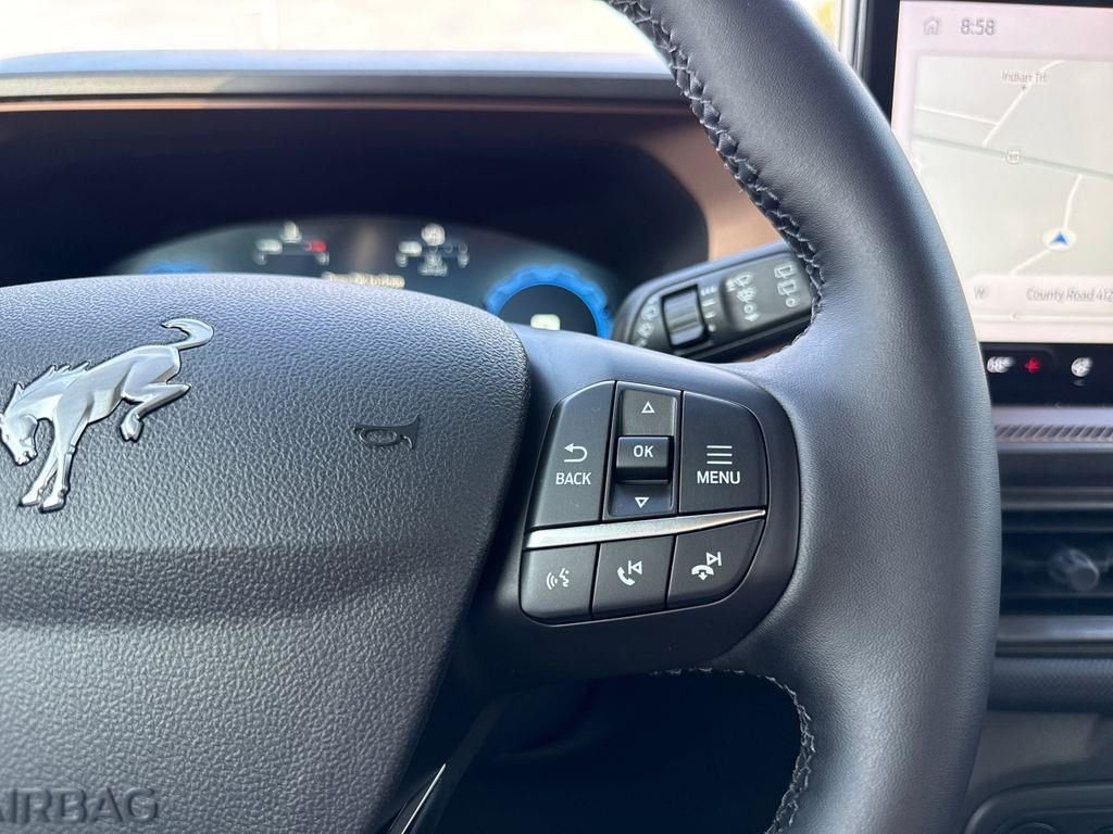 New 2025 Velocity Blue Metallic Ford Outer Banks® image 20