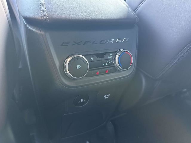 2026 Ford Explorer Platinum - Photo 38