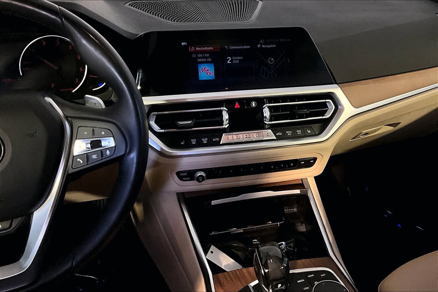 Used 2020 Mineral Gray Metallic BMW 330i xDrive image 7