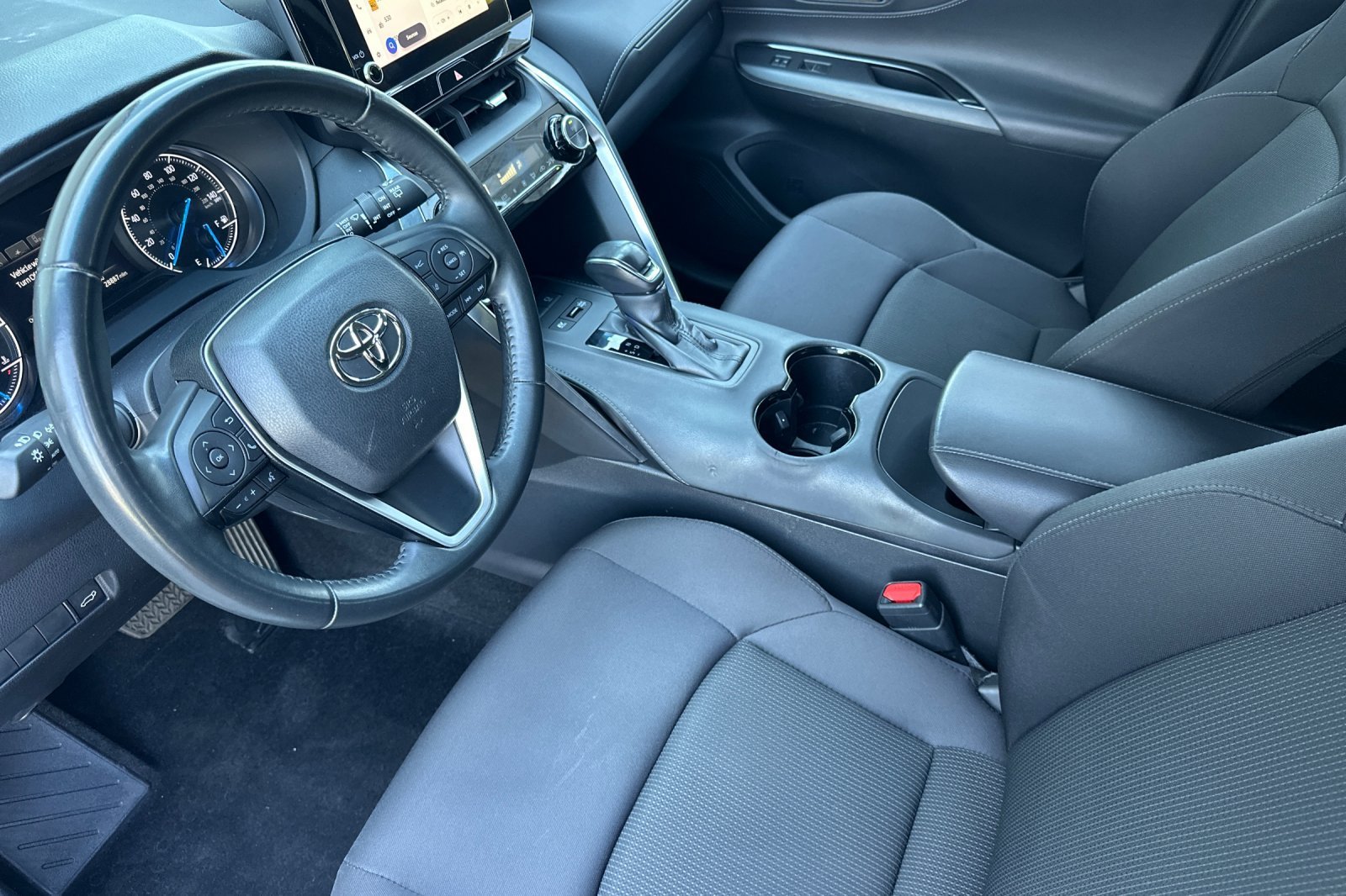 Used 2024 Coastal Gray Metallic Toyota LE image 9