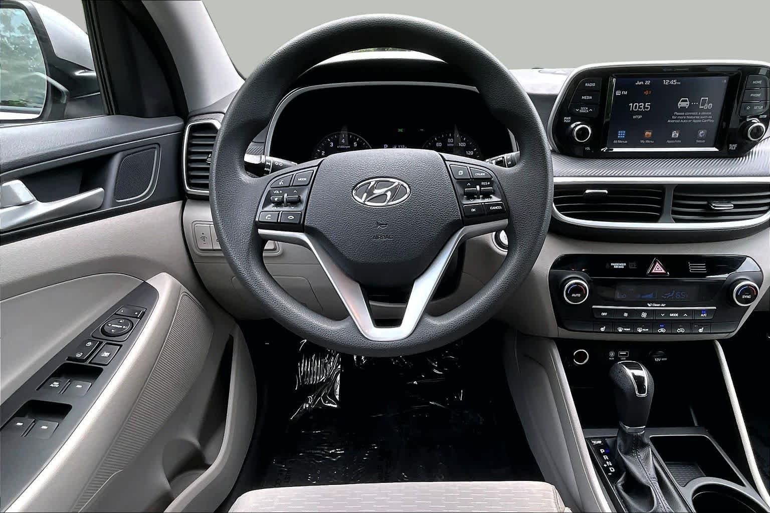 Used 2020 Stellar Silver Hyundai SEL image 6