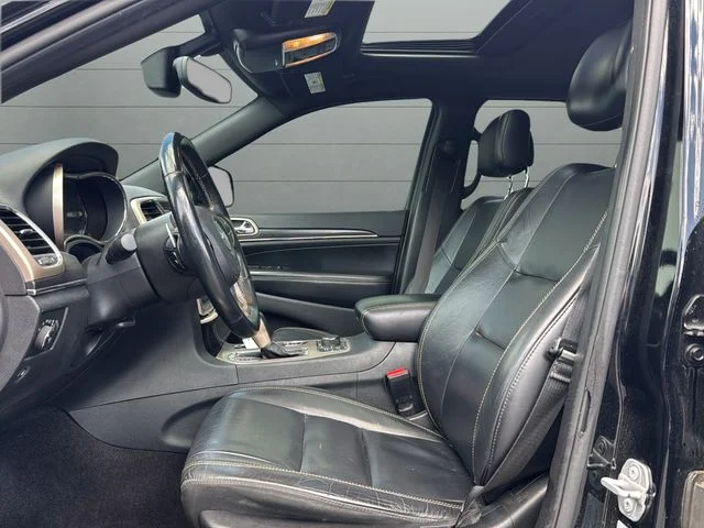 Used 2017 Black Jeep Limited image 10