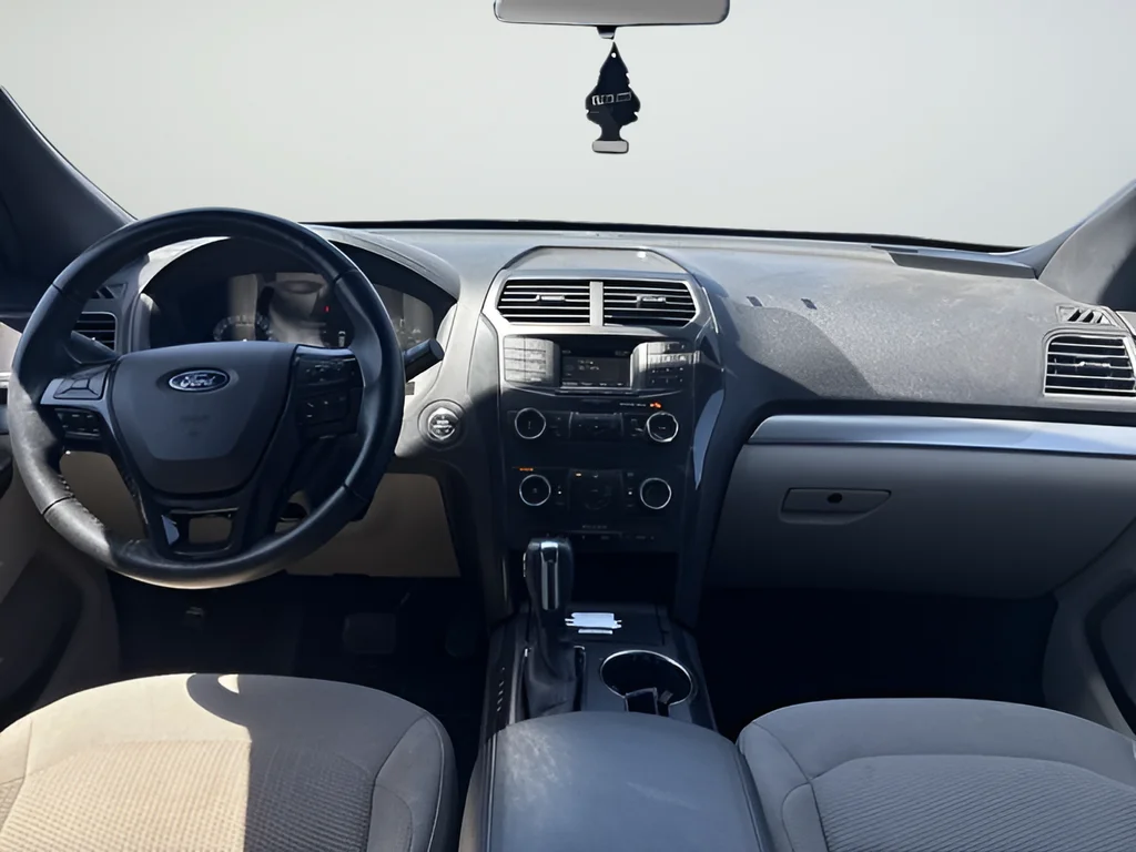 Used 2018 Red Ford XLT image 11