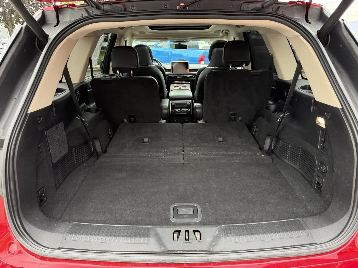 Used 2020 Red Lincoln Reserve Awd image 7
