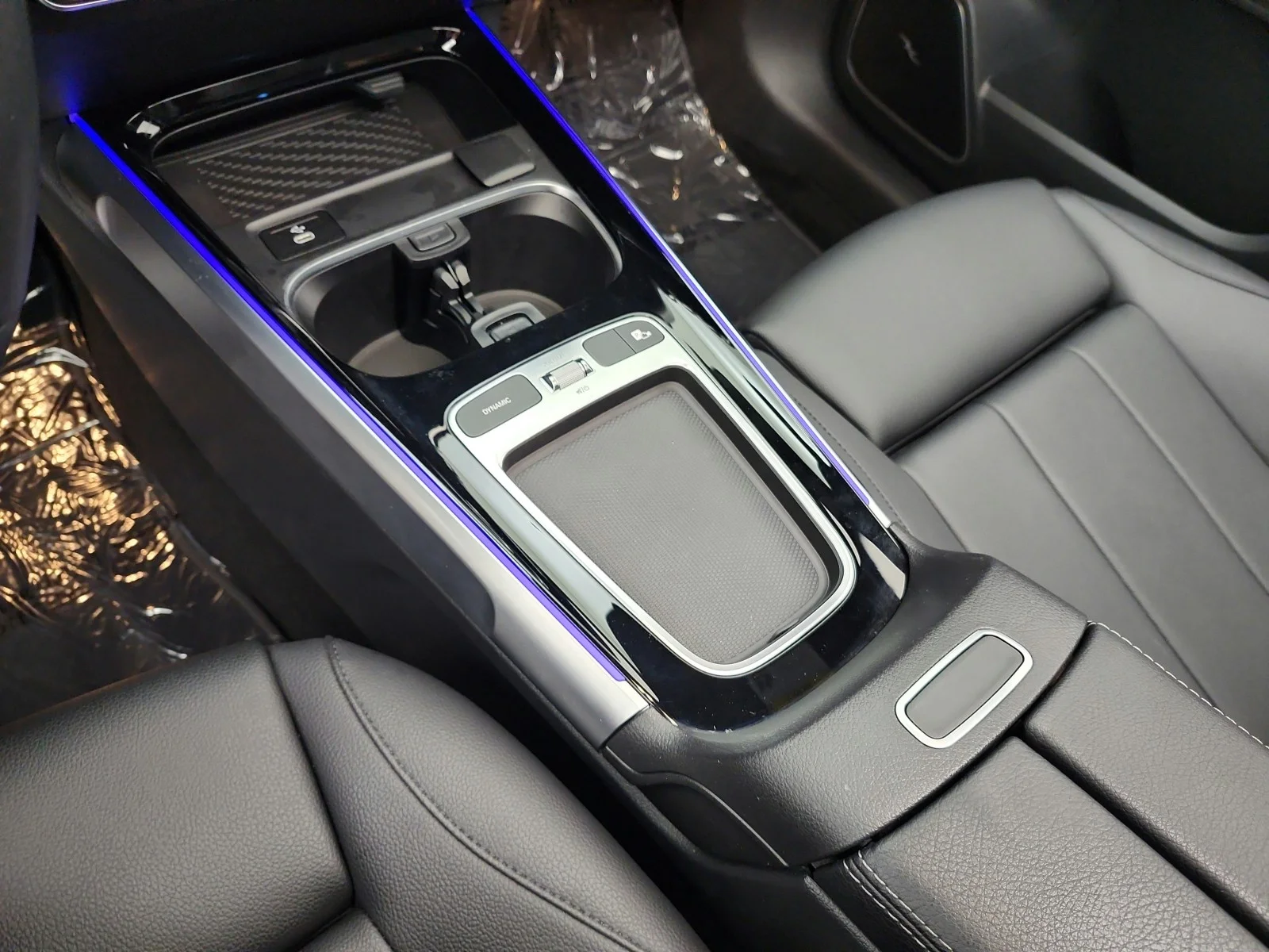Used 2024 Starling Blue Metallic Mercedes-Benz GLB 250 4MATIC® SUV image 13