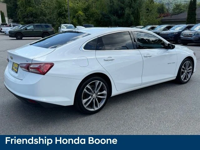 Used 2022 White Chevrolet LT image 5