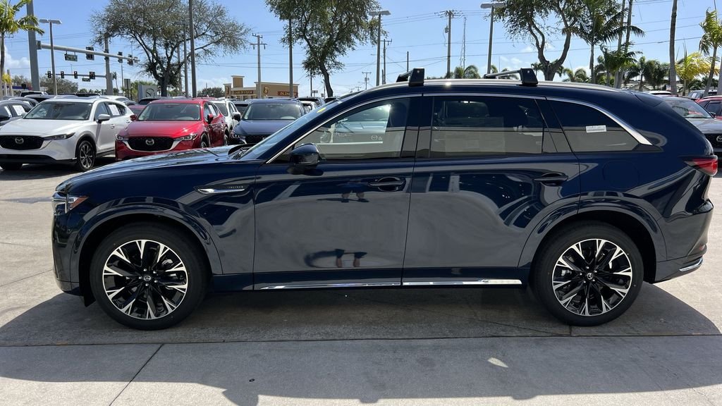 2025 Mazda CX-90 Premium Package - Photo 7